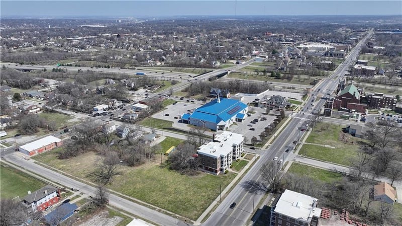 1614 E Linwood Blvd, Kansas City, MO 64109