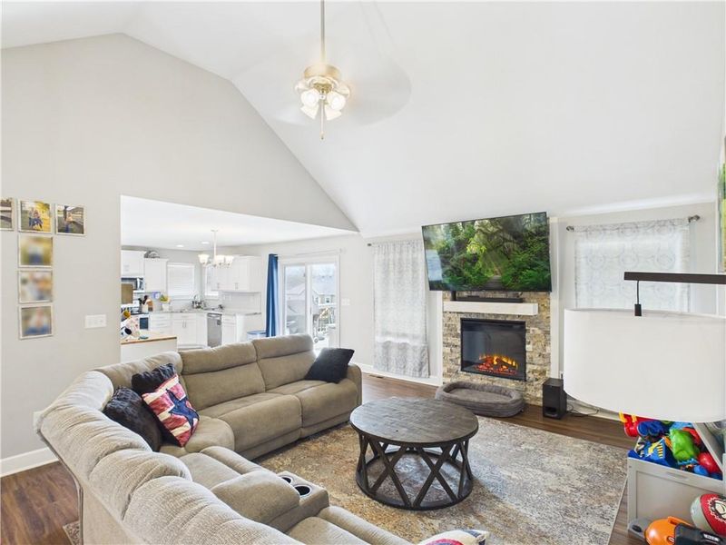 89 SE 451st Rd, Warrensburg, MO 64093