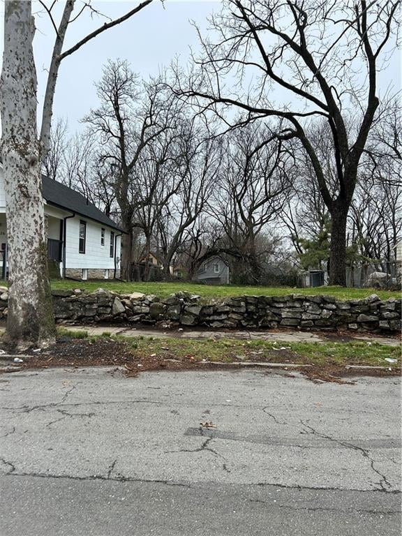 2322 Poplar Ave, Kansas City, MO 64127