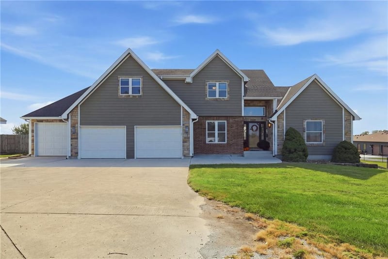 17033 NE County Road 43 N/A, Archie, MO 64725