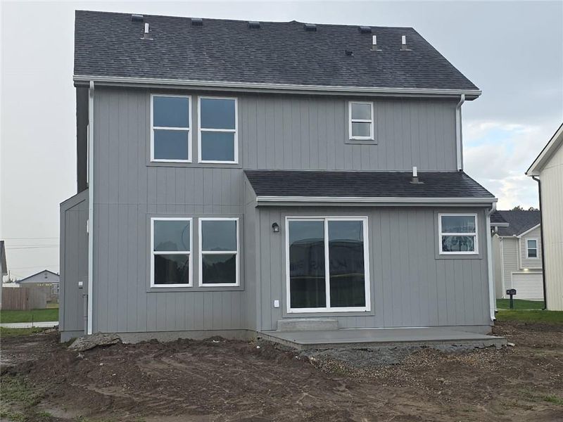 1013 2nd St, Perry, KS 66073