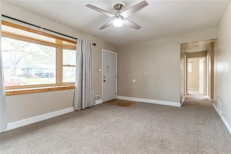 7407 E 111th Ter, Kansas City, MO 64134