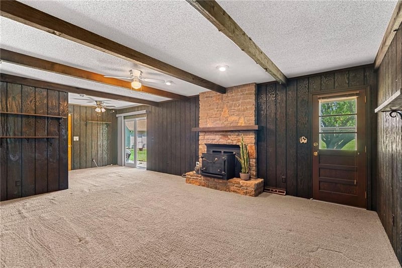 34255 Lookout Rd, Osawatomie, KS 66064