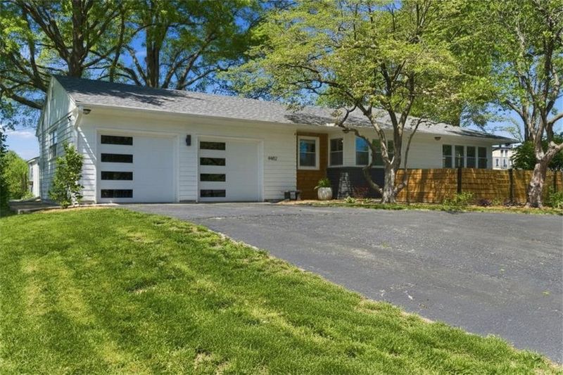 4402 S Phelps Rd, Independence, MO 64055