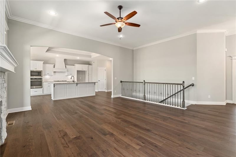 6926 NE 102nd St, Kansas City, MO 64156