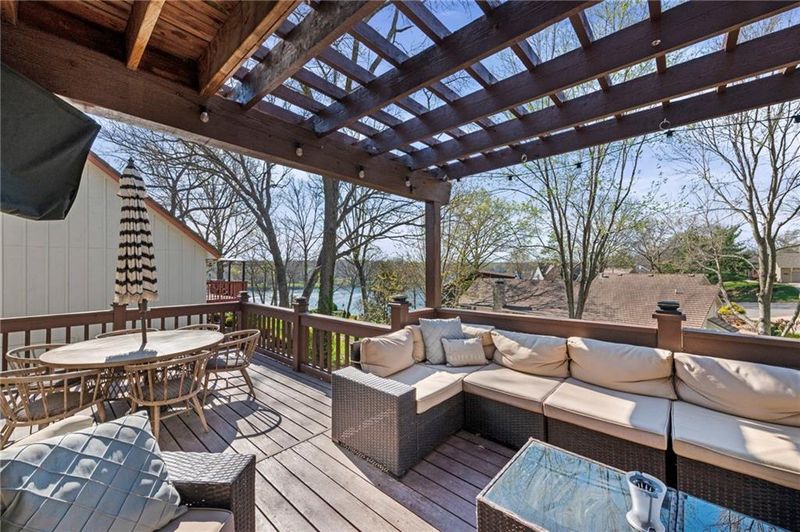 201 NW Cypress St, Lee's Summit, MO 64064