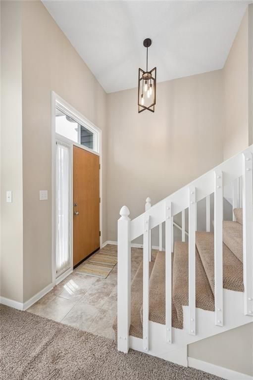 9524 W 117th St, Overland Park, KS 66210
