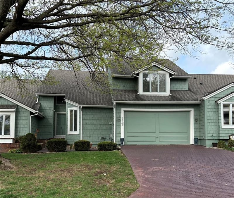 12708 Baltimore Ct, Kansas City, MO 64145