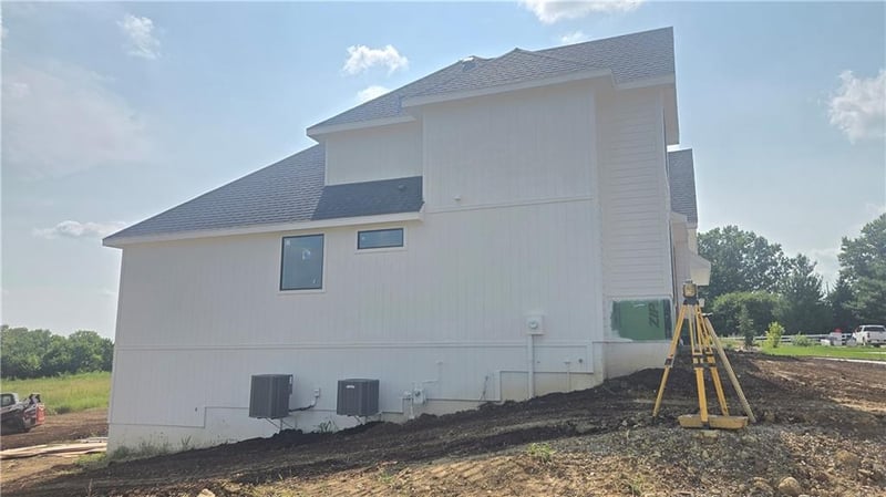 12207 W 184 Ter, Overland Park, KS 66013
