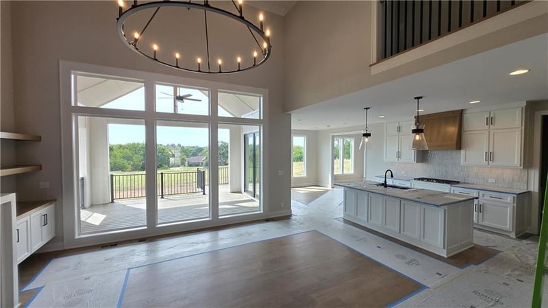 12207 W 184 Ter, Overland Park, KS 66013