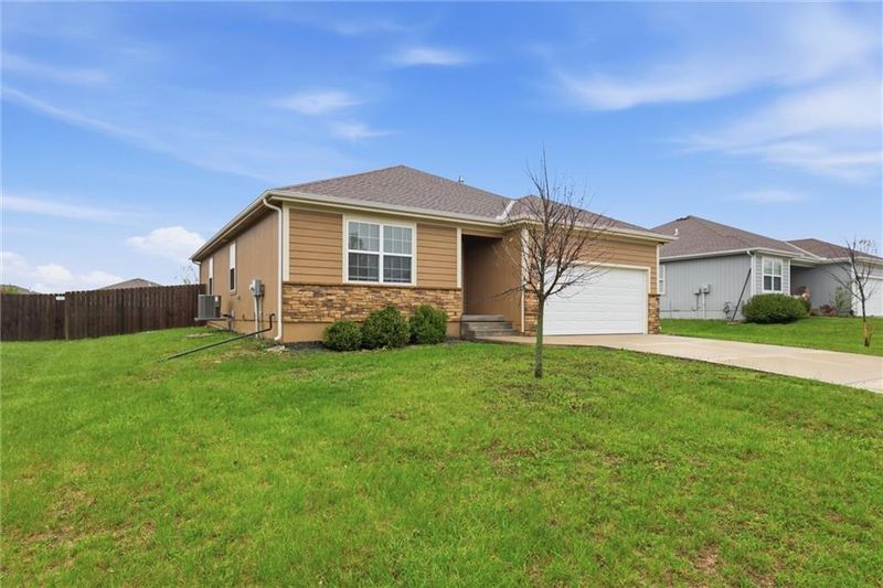 31875 W 171st St, Gardner, KS 66030