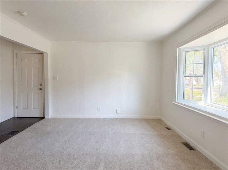 410 B St, Belton, MO 64012