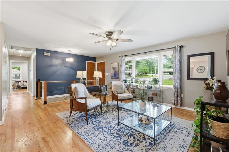5201 Newton St, Overland Park, KS 66202