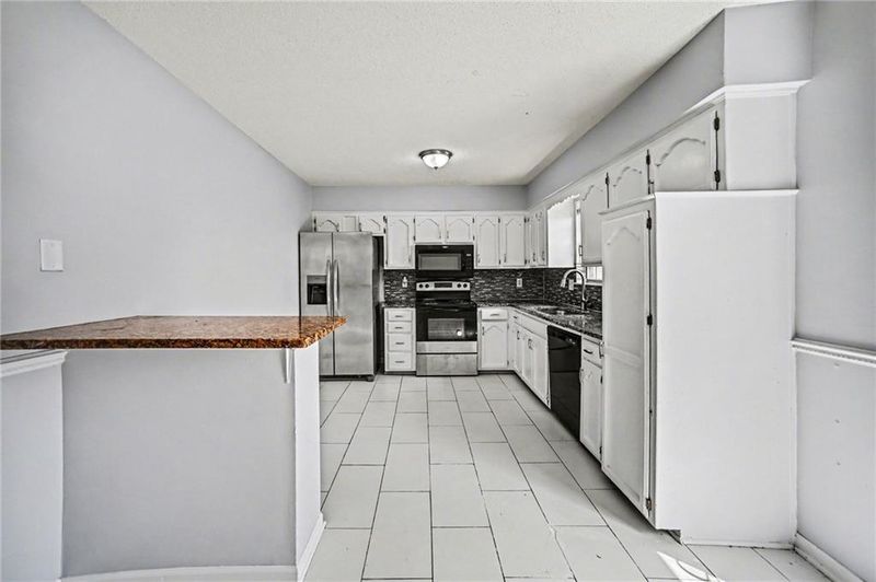 118 Nanette St, Belton, MO 64012