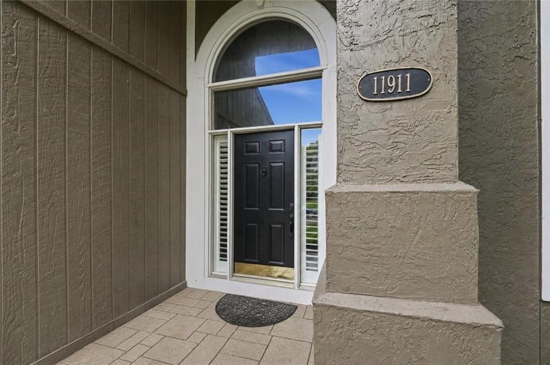 11911 Noland St, Overland Park, KS 66213