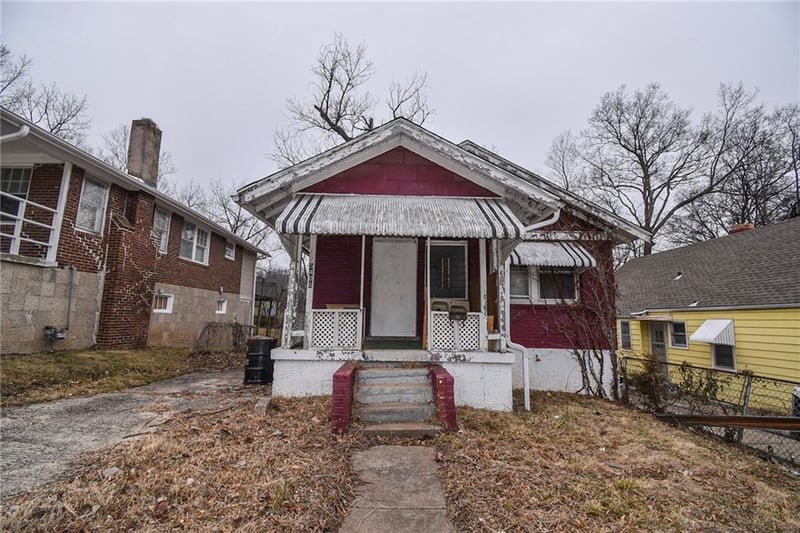 5406 Jackson Ave, Kansas City, MO 64130