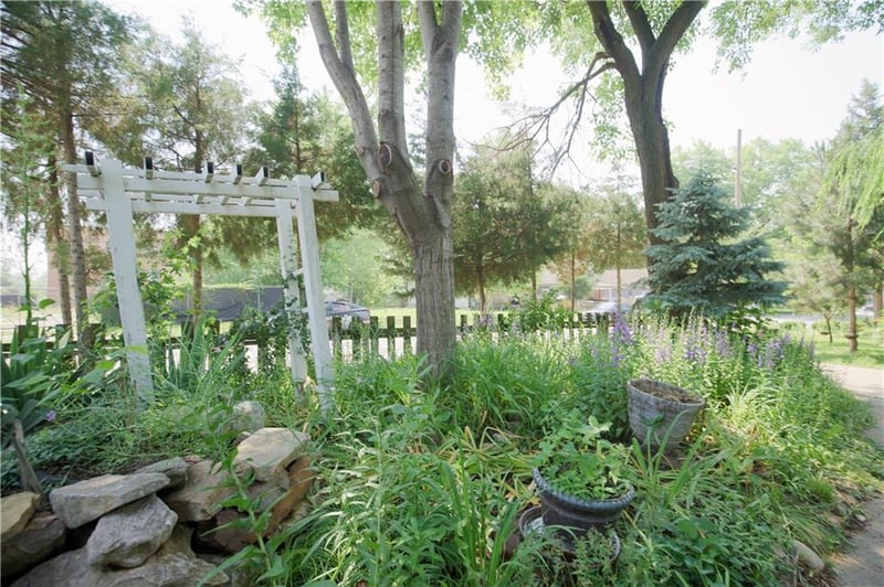 1870 N 27th St, Kansas City, KS 66104