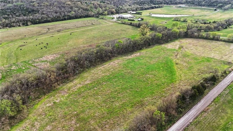 LOT 4 Nila Estates Donahoo Rd, Tonganoxie, KS 66086