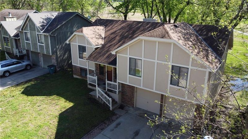 14417 Craig Ave, Grandview, MO 64030