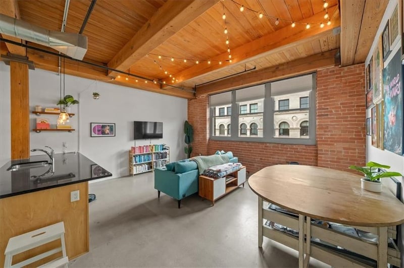 712 Broadway Blvd #704, Kansas City, MO 64105