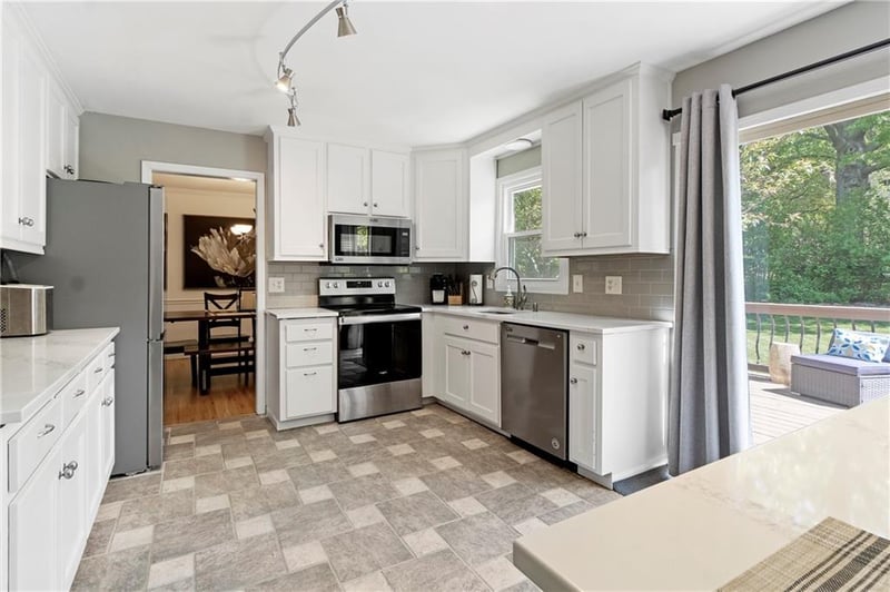 9959 Ballentine St, Overland Park, KS 66214
