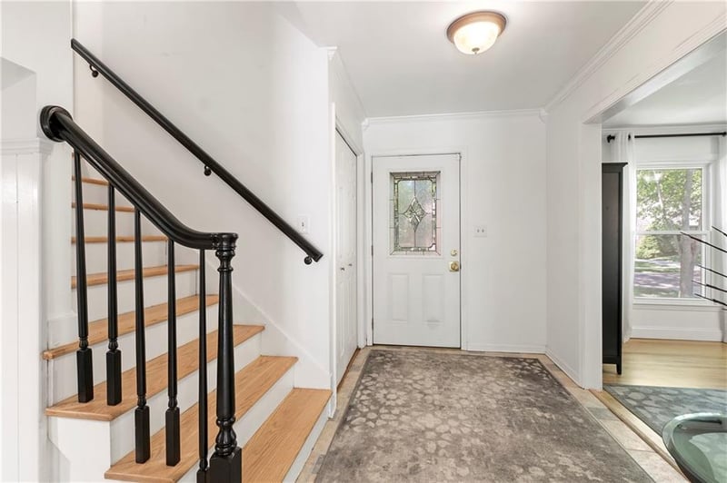 9959 Ballentine St, Overland Park, KS 66214