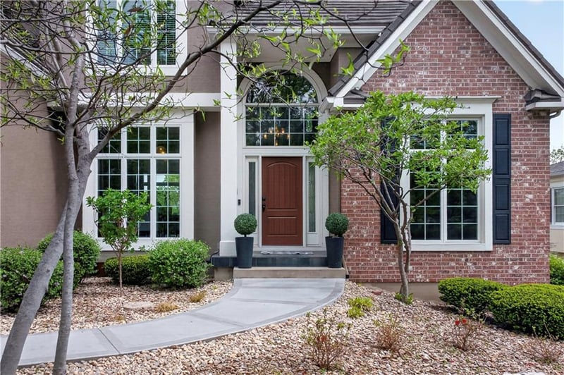 14621 Dearborn St, Overland Park, KS 66223