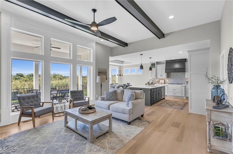 9282 Pickering St, Lenexa, KS 66227