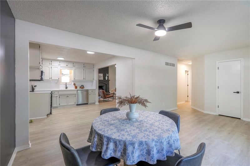 8721 N Campbell St, Kansas City, MO 64155