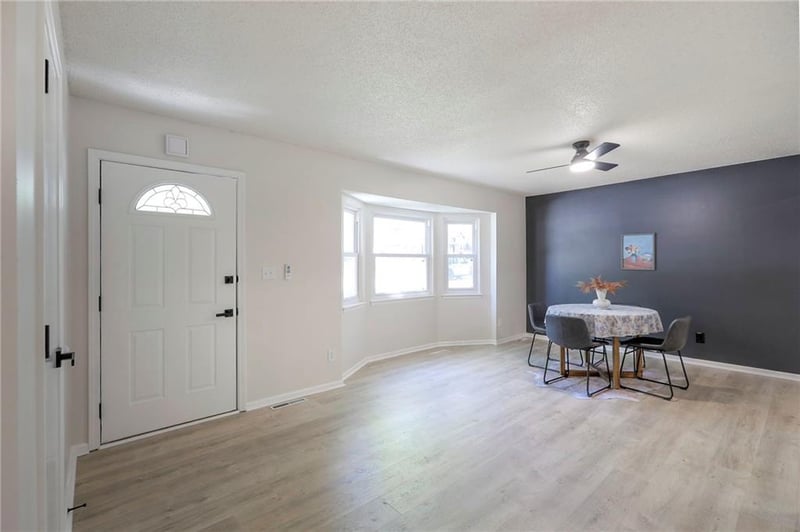 8721 N Campbell St, Kansas City, MO 64155