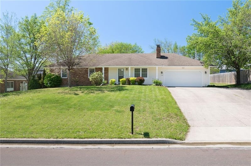 1800 Country Club Dr, Chillicothe, MO 64601