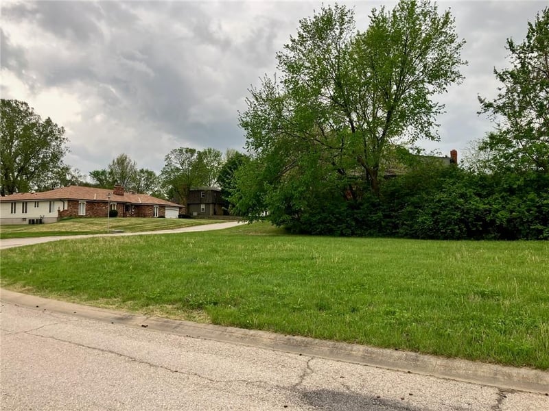 1826 N 78th Ter, Kansas City, KS 66112
