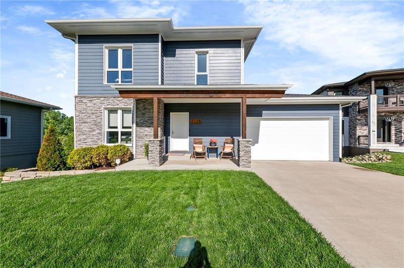 3728 Thompson Cir, Kansas City, KS 66103