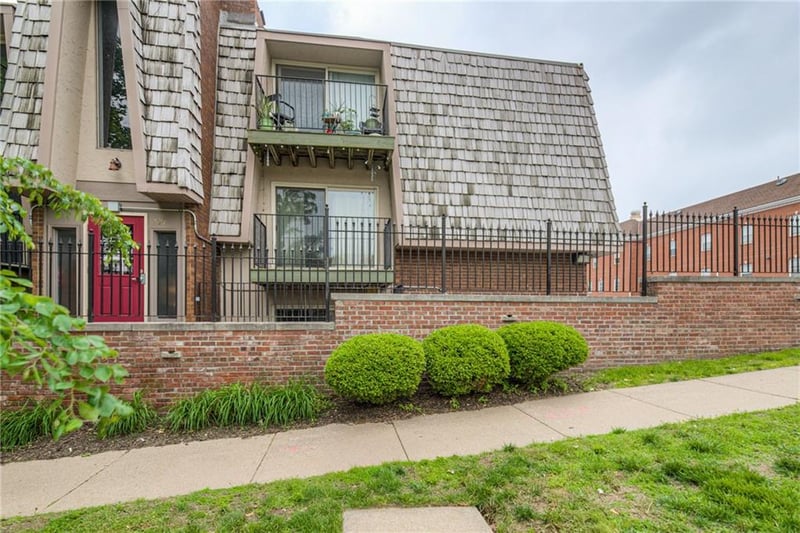 3602 Gillham Rd #4, Kansas City, MO 64111
