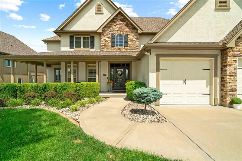 12775 N Apple Blossom Dr, Platte City, MO 64079