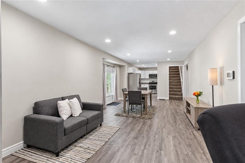 4221 Prospect Ave, Kansas City, MO 64130