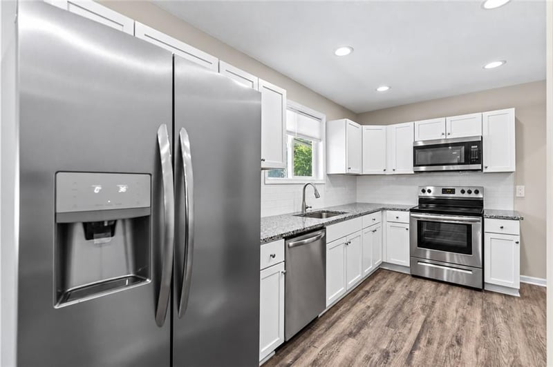4221 Prospect Ave, Kansas City, MO 64130