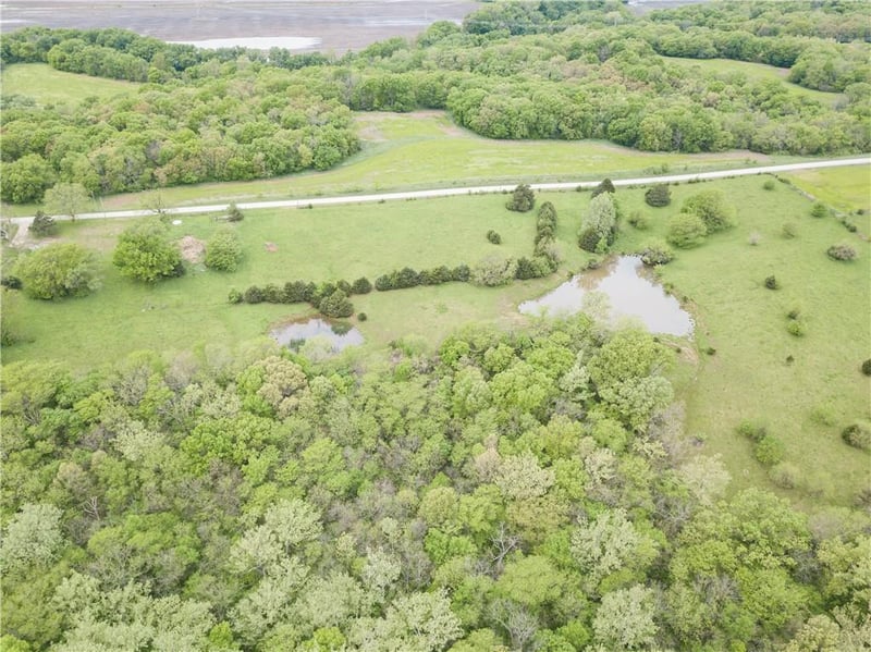 Lot 5 201st St, Leavenworth, KS 66048