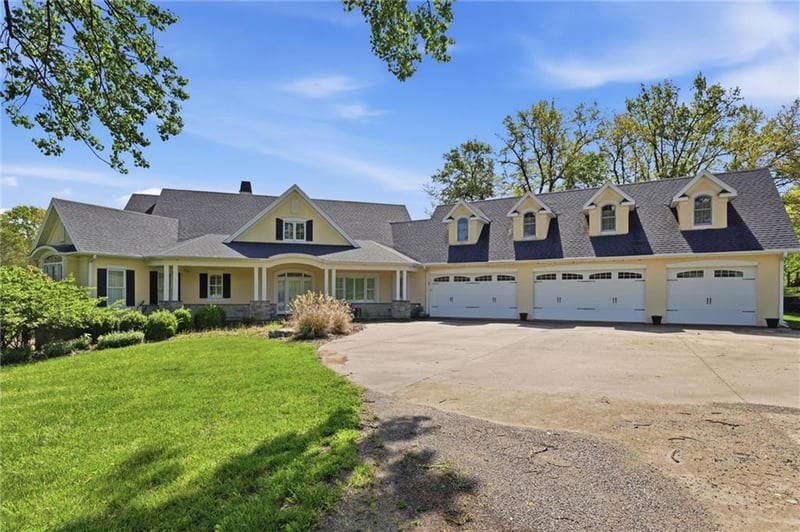 1850 Lake Viking Ter, Gallatin, MO 64640