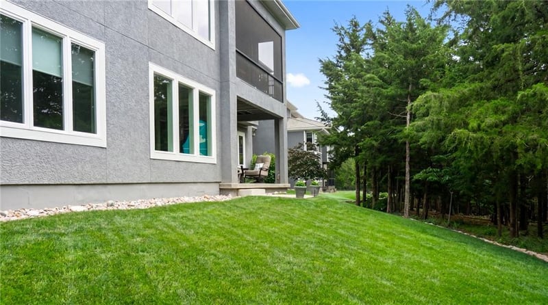 21303 W 94th Ter, Lenexa, KS 66220