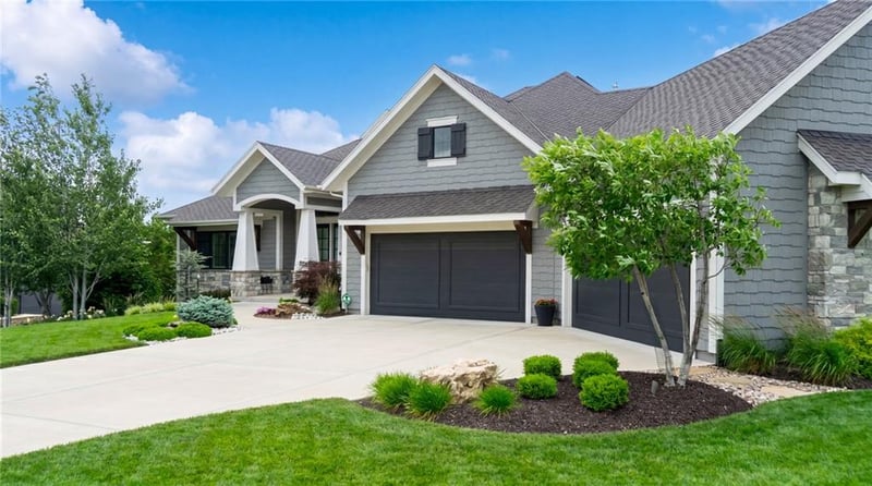 21303 W 94th Ter, Lenexa, KS 66220