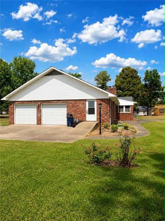 710 S Vermont Ave, Columbus, KS 66725