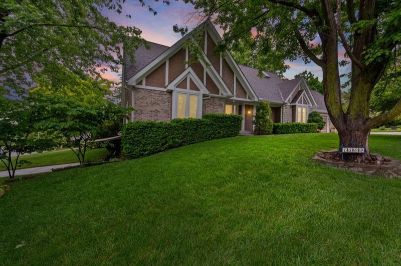 1509 Wynbrick Dr, Liberty, MO 64068