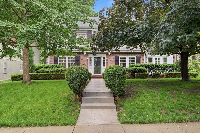 443 W 66th Ter, Kansas City, MO 64113