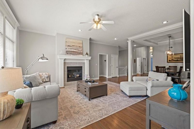 14421 Melrose St, Overland Park, KS 66221