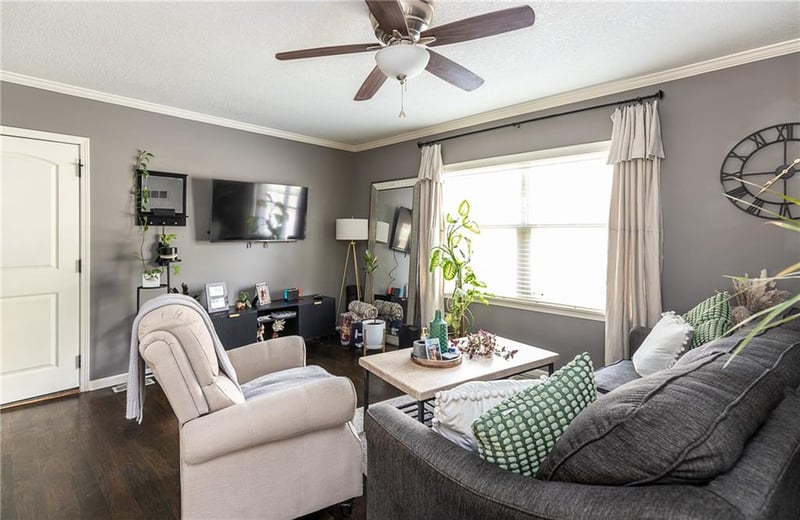 4526 Roanoke Pw #A, Kansas City, MO 64111