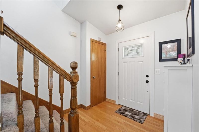 1147 E Sheridan Bridge Ln, Olathe, KS 66062