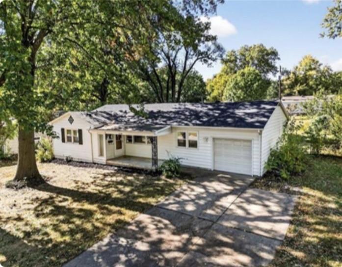 6128 Ralston Ave, Raytown, MO 64133