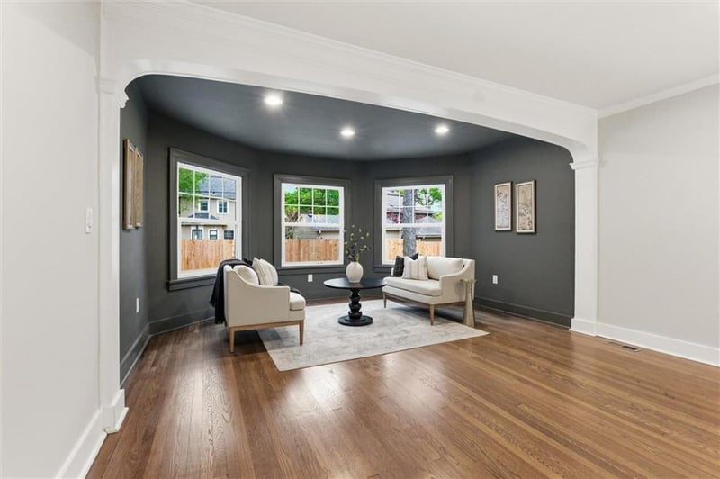 6117 Morningside Dr, Kansas City, MO 64113