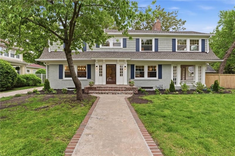 6117 Morningside Dr, Kansas City, MO 64113